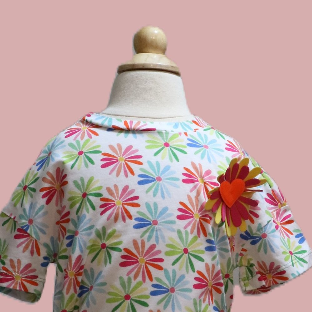 Agatha Ruiz De La Prada daisy t-shirt NWT - Picture 2 of 6